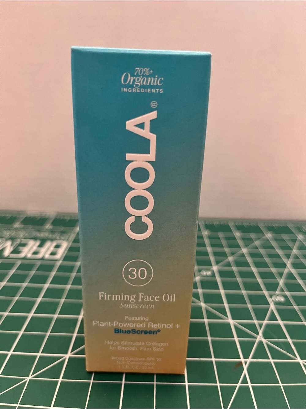 COOLA Firming Face Oil SPF 30 - Teal/Gold Gradient